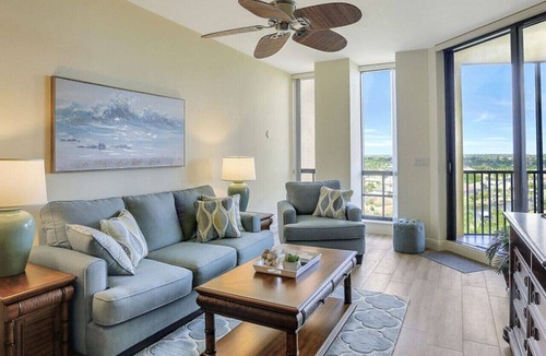 Cape Harbour Condo | Palm Breeze | Cape Harbour 2 bedroom 2 bath luxury condo