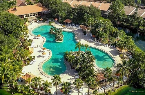 Naples Condo | PARADISE IN NAPLES. PEACEFUL LAKE VIEW FROM CONDO Resort style pool