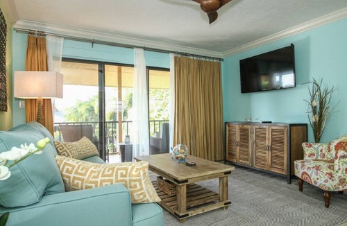 Park Shore Condo | Park Shore Resort-Stunningly renovated; 1.25 miles to Beach! High Speed Internet