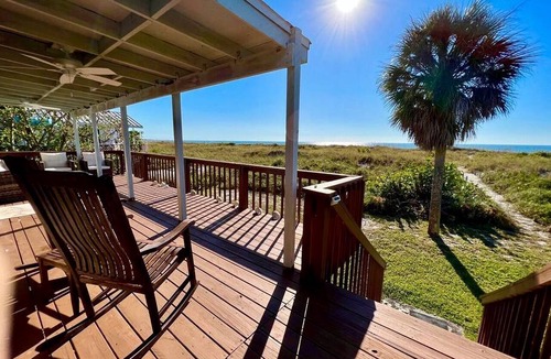 Placida Cottage | Peaceful Cottage with Incredible Water Views on Little Gasparilla Island for a Quiet Escape by the Beach in Florida