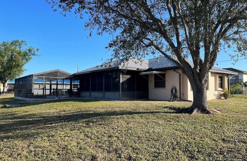 Harbour Heights House | Peaceful Waterfront Pool Home Punta Gorda - Pet Friendly - Dock- GULF ACCESS