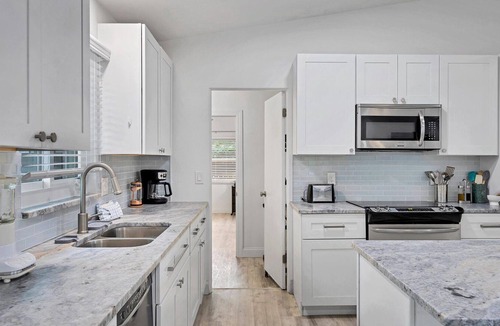 Alta Vista House | Perfect 3 Bedroom House on Sarasota County, Sarasota County House 1001