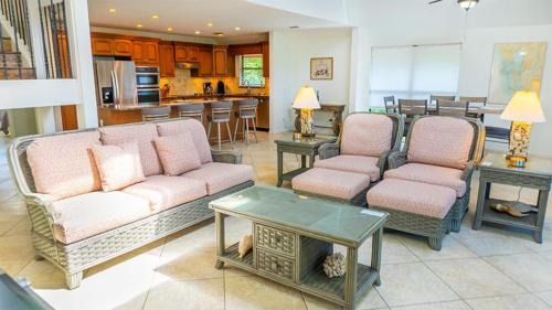 Sanibel House | Pet Friendly 3-Bedroom Villa with Gulf Views & Screened Porch - Signal Inn 19