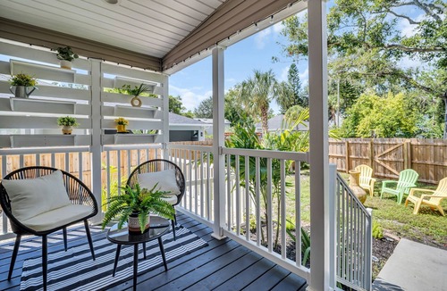 Dunedin Cottage | Pet-Friendly Getaway –Beaches, Breweries, Blue Jays, DT Dunedin, Marina & Trail!