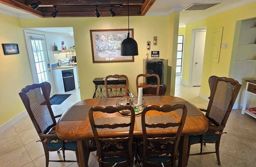Fort Myers Shores House | Pet friendly, waterfront property on a canal off of the Caloosahatchee River