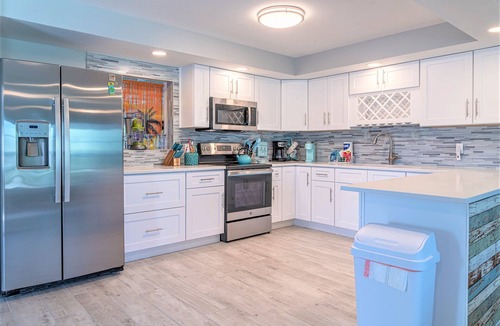 Saint James City House | Pine Island Beach House! *Gulf Access, Heated Pool, Hot Tub & Boat Dock*