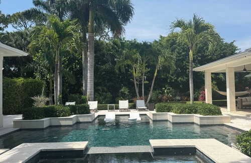 Pine Ridge House | Pine Ridge Estates. Backyard Oasis. Minutes from the beach and downtown Naples