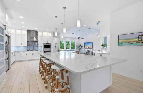 Del Sega House | Pine Sanibel - Where Beachfront Living Meets a Boater’s Paradise
