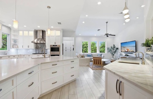 Del Sega House | Pine Sanibel - Where Beachfront Living Meets a Boater’s Paradise
