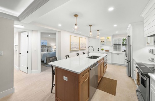 Sanibel Condo | Pointe Santo E2, ground floor, direct gulf view, just steps from the beach