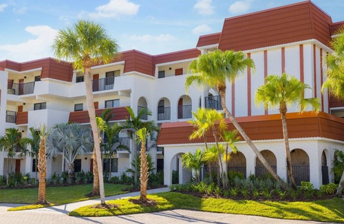 Sanibel Condo | Pointe Santo New Remodel,Gulf View,Grills,Pickleball,Kids Program,Vet Discounts