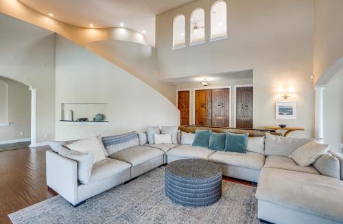 Caloosahatchee House | Pool & Boat Dock: Pet-Friendly Cape Coral Home