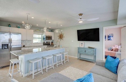 Edgewater House | Pool Paradise! Port Charlotte Home Near Beach