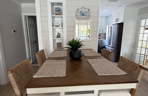 Sunset Beach House | Private Charming Waterfront House - Walk To Beautiful Sunset Beach