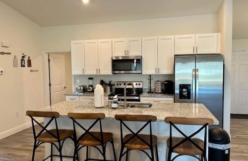 Diplomat House | Private Fenced-In Family Getaway w/Heated Pool!