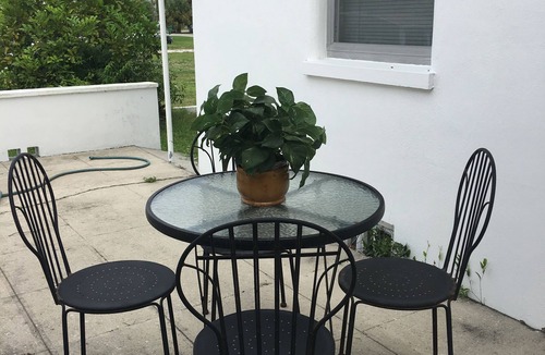 Bonita Springs House | Private home on Ocean Canal. 5 mins to beaches so you miss the traffic jam!