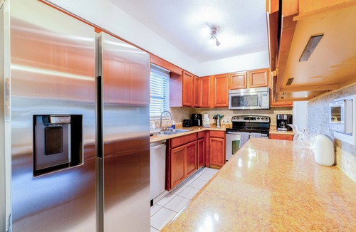 South Bradenton House | Private Pool Boat/RV Park Pets OK 500MB WiFi Near to IMG & AMI