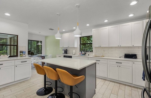 Kings Lake House | Private Saltwater Heated Pool Home 4BR/2.5BA 10 Min to 5th ave Beach