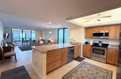 Punta Rassa Condo | Punta Rassa 3-506: Spectacular views and the comforts of home. A spacious corner condo!