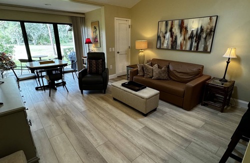 The Meadows Villa | Quaint and classy golf course villa in the Meadows