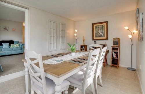 North Port Cottage | Relax in Hot Tub, Walk to Springs: North Port Home
