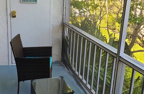 Clearwater Condo | Relax, Recharge, Repeat! 2BR Condo Near Beach, Dining, Shopping & More