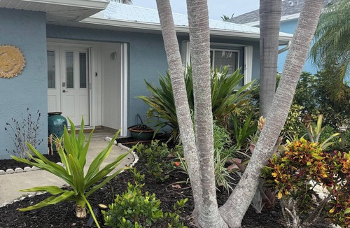 Bokeelia House | Relax & Reel In Paradise Tarpon Hunter 3BR Retreat with Dock & Gulf Access