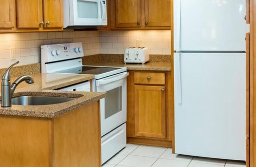 Shell Harbor Resort | Relaxing 2-bedroom @TORTUGA BEACH CLUB RESORT