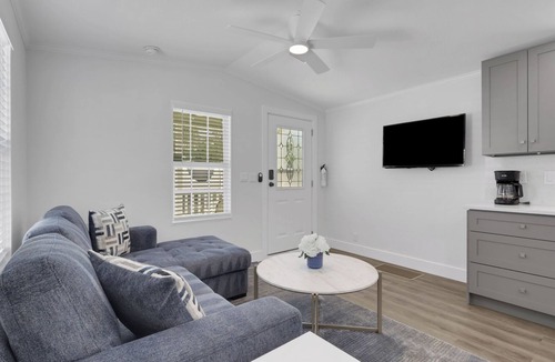 Naples Cottage | Renovated Naples Retreat- Resort Pool & Game Room