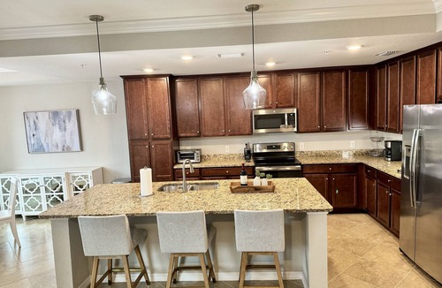 Lakewood Ranch Condo | Resort-style 1st Floor Condo in Lakewood National Golf Community-Lakewood Ranch!
