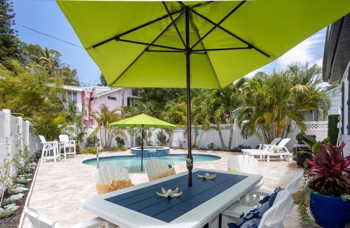 St. Pete Beach Cottage | Sandpiper Cottage, private pool and seconds to the beach