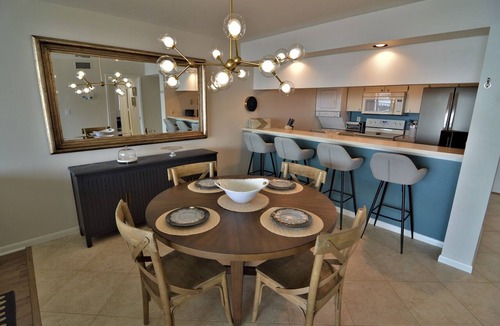 Punta Rassa Condo | Sanibel Harbour Resort Harbour Tower 312: Relaxing getaway overlooking the beautiful water