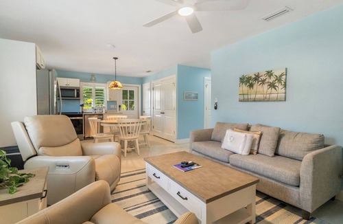 Sanibel Cottage | Sanibel Shores A1: Cozy 2-bedroom cottage in Sanibel
