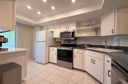 Palmer Ranch Apartment | Sarasota Beach Escape Minutes to Sands & Sunsets