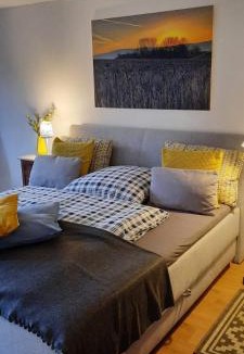 Hasselborn House | Schönes Zimmer mit Küche und Bad im Taunus