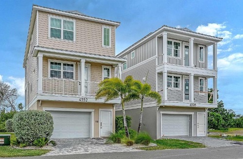 Cortez House | Sea and Sand at Hunters Point A Luxury Waterfront Villa Escape by Mainsail Vacation Rentals