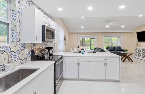 Bayou Oaks House | SEA ESTA VILLA