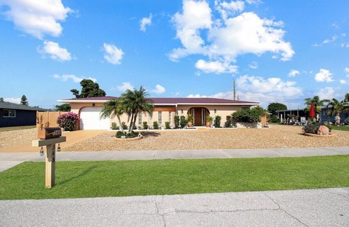 Edgewater House | Serene Private Pool Home In Port Charlotte - Serene Oasis