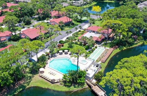 Sarasota House | Siesta Key Beach Retreat, Pool, Spa & Tennis Villa