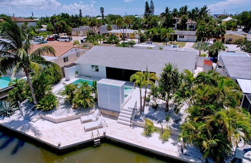 Siesta Key Village House | Siesta Key Oasis-Spectacular with heated pool/spa and steps to beach and Village