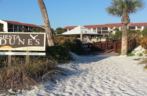 Siesta Key Condo | Siesta Key Voted #1 Beach Siesta Dunes 2 Bedroom Condo Beautiful Beach Book Now