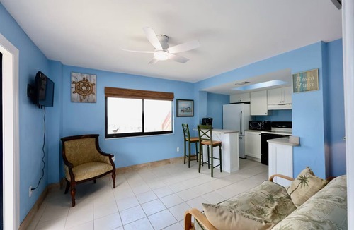 Bokeelia Apartment | Snapper 1 bedroom ground unit in a beach lodge in charming Bokeelia pine island