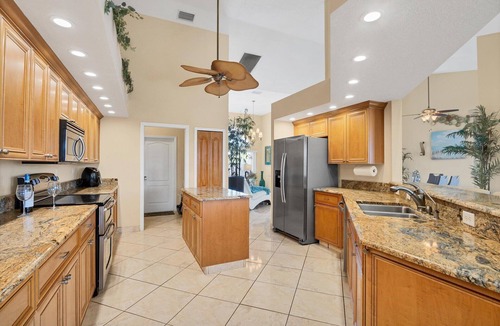 South Gulf Cove House | South Gulf Cove Private Vacation Home with Pool and Hot Tub - Only 15 Minutes to SWFL Beaches!