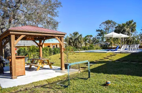 Bonita Shores House | Spacious 4 Bedroom Home in Bonita Springs Heated Pool 5 Minutes from Beach