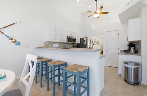 Burnt Store House | Spacious 4-bedroom house in charming Cape Coral Heated Pool & Fishing Dock kayak