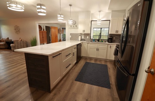 Englewood House | Spacious home near W. Dearborn St. Heated pool. Minutes away from 2 beaches!