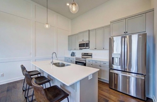 Lee's Summit House | Specious 3-bedroom townhome with AC in Lee's Summit