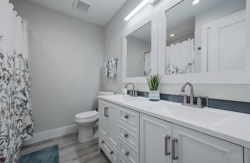 Naples Park Villa | Spectacular 4 bedroom Villa close to beaches in highly desirable Naples Park, FL
