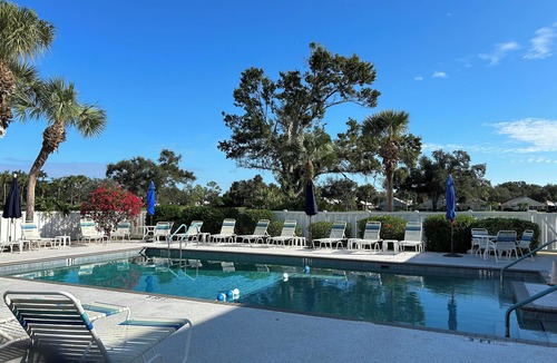 Plantation Condo | Spectacular views of the golf course & lake from 3rd floor lanai. Venice, FL.