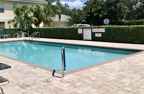 Venice Condo | "STAY SALTY" Tastefully furnished, clean 2 bedrooms condo, Venice FL. Location!